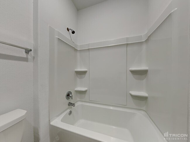Building Photo - 179 Mica Trl