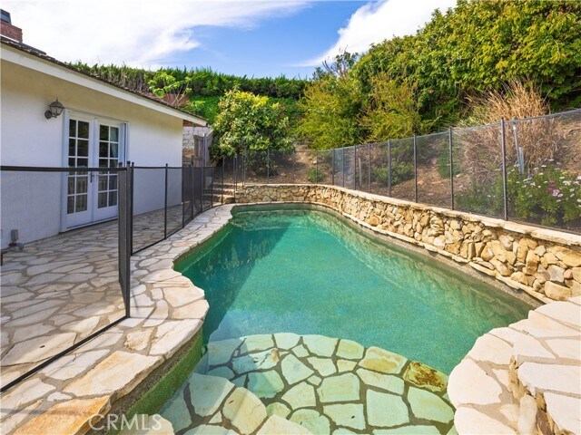 Building Photo - 2805 Calle Aventura