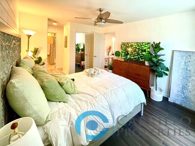 Building Photo - Beautifully Renovated 2BD/2BA Condo with I...
