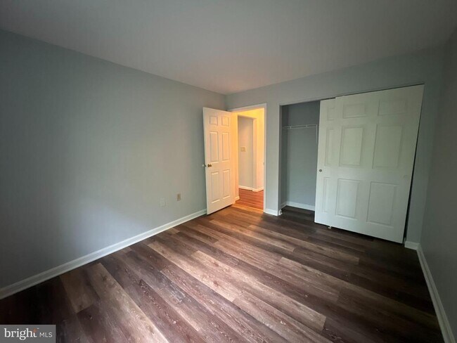 Building Photo - 5135 Wagon Shed Cir