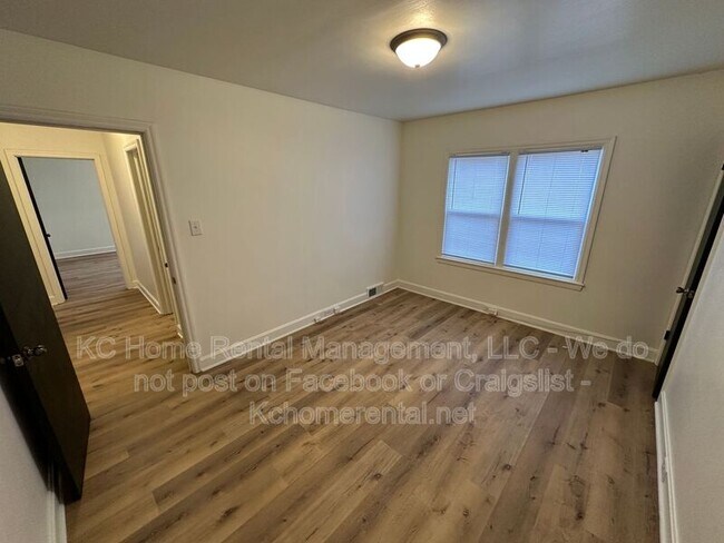 Building Photo - 4748 Eastern Ave