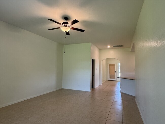 Building Photo - 21326 Echo Manor Dr