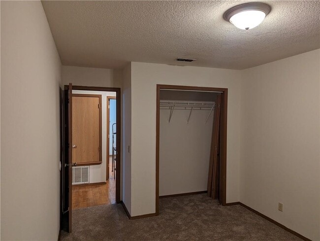 Building Photo - 2863 Kasey Ave