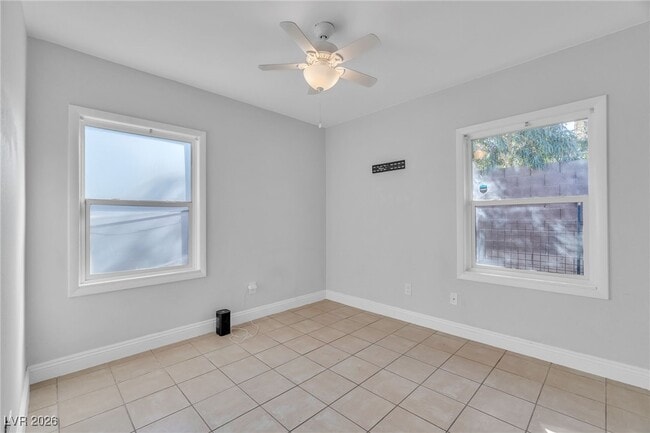 Building Photo - 235 Zinc St