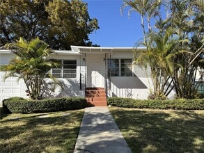 Building Photo - 5353 SW 6th St