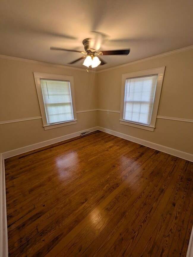 Building Photo - 3BD/2BA Single Family Home in Hickory, NC