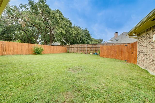 Building Photo - 325 Brooks Ln