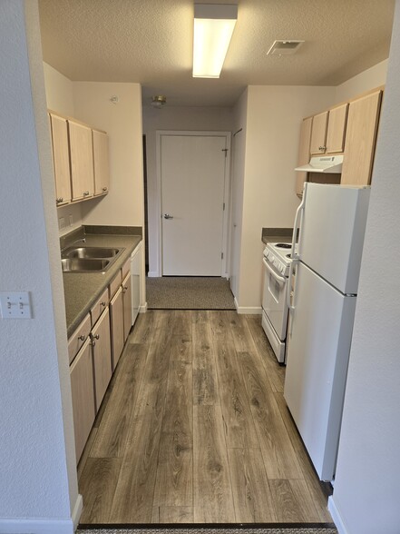 Kitchen - Midland Senior Manor Apartments