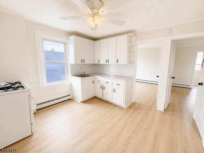 Building Photo - 115 Columbus Pl