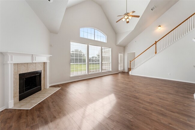 Building Photo - 21915 Sunvolt Ct