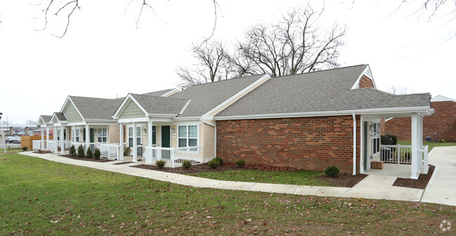 Building Photo - Sturbridge Green Apartments