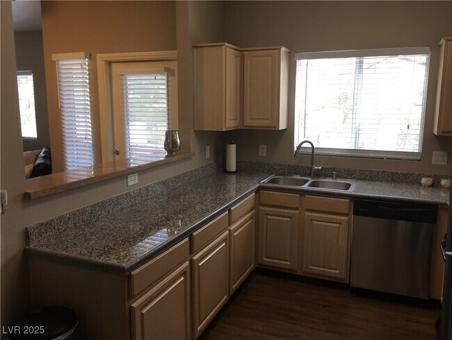 Building Photo - 5250 S Rainbow Blvd