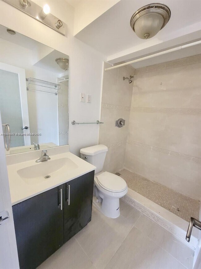Building Photo - 9449 SW 76th St