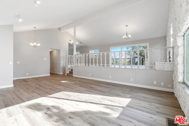 Building Photo - 23937 Jensen Dr