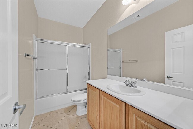 Building Photo - 2407 Jada Dr