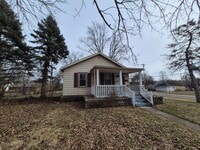 Building Photo - Charming 2-bedroom home!