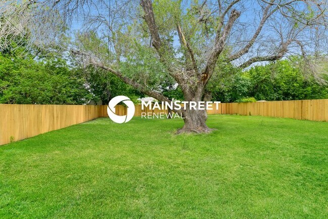 Building Photo - 3 Bedroom Pet-Friendly Home in Forney, TX with Main Street Renewal