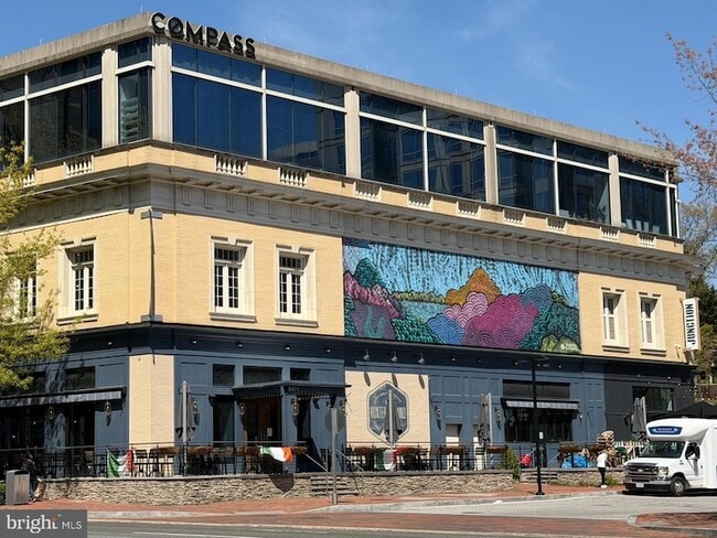 Building Photo - 5500 Friendship Blvd