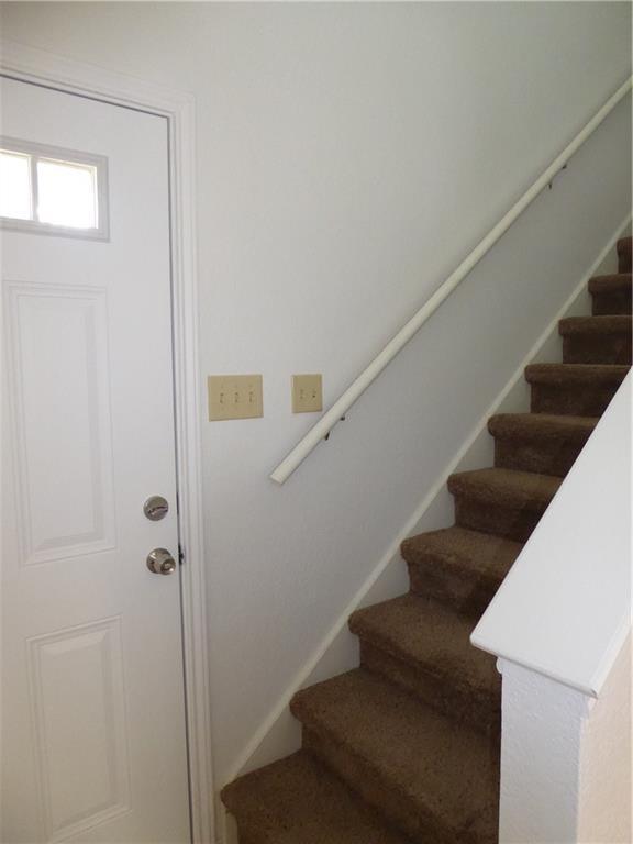 Building Photo - 9102 Sanger Dr