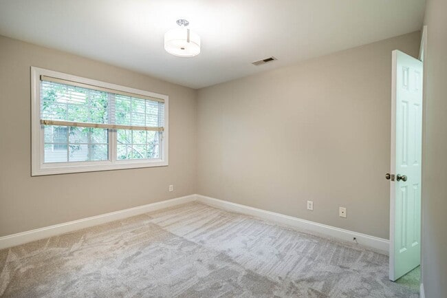 Building Photo - 6301 Grove Estates Ter