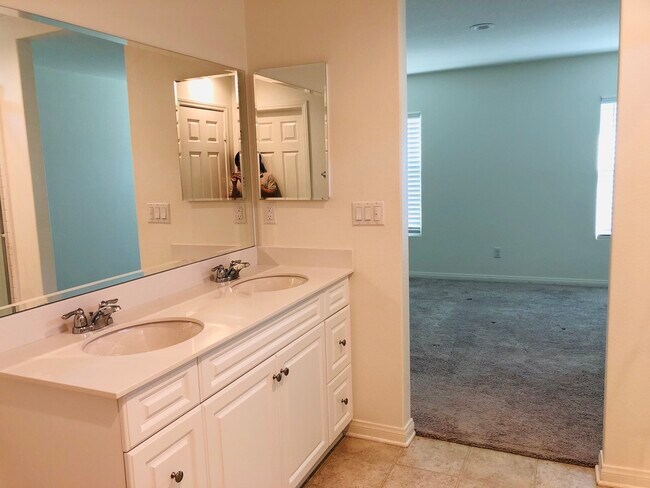 Building Photo - 32273 Wild West Ct