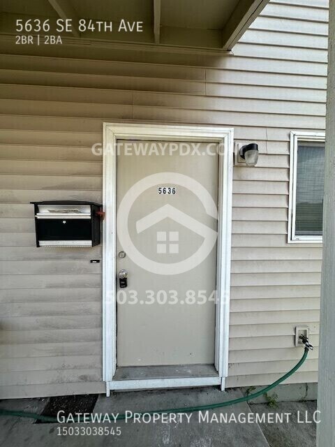 Building Photo - 5636 SE 84th Ave