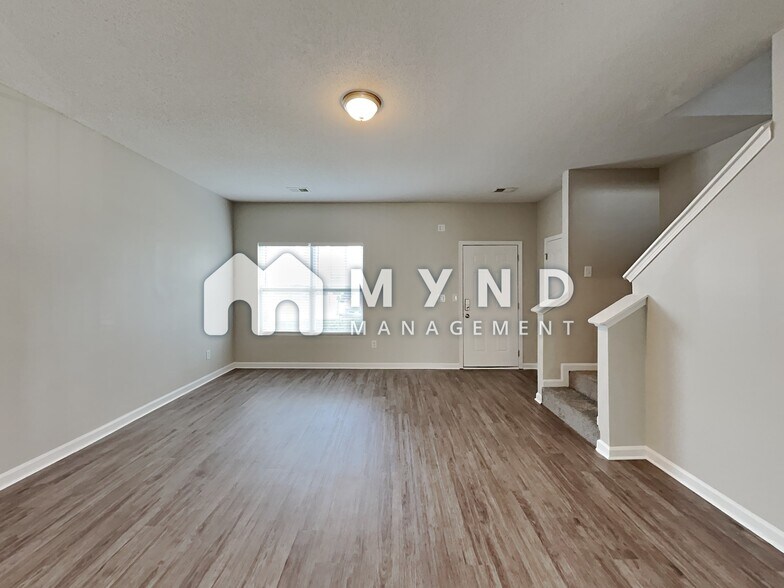 Building Photo - 2233 Bigwood Trail