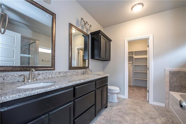 Building Photo - 8004 NW 160th Terrace