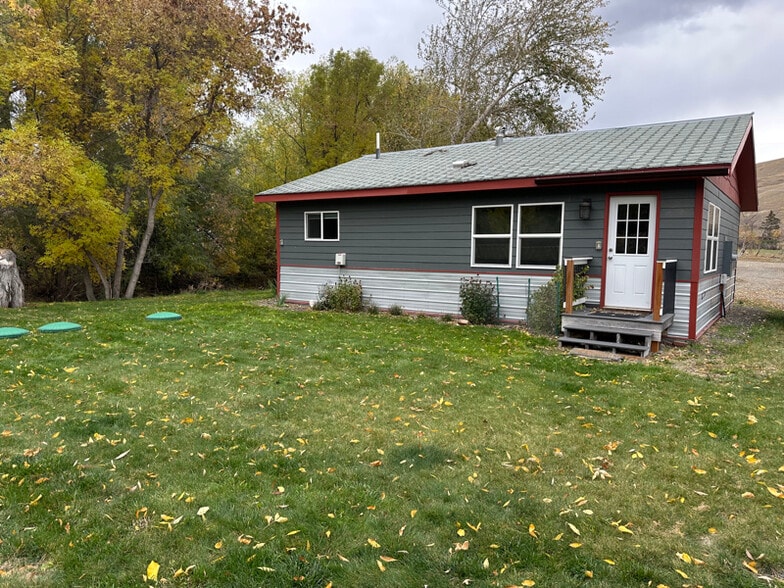 Building Photo - 1103 Spring St