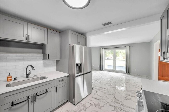 Building Photo - 3230 51st St N