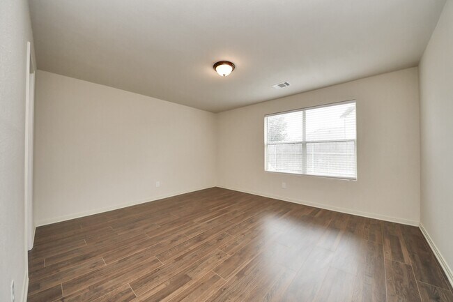 Building Photo - 21710 Oriole Trail