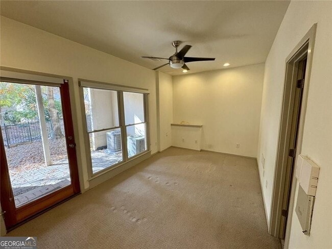 Building Photo - 1327 Peachtree View NE