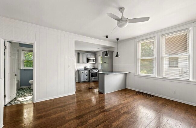 Building Photo - 4200 Homer Ave