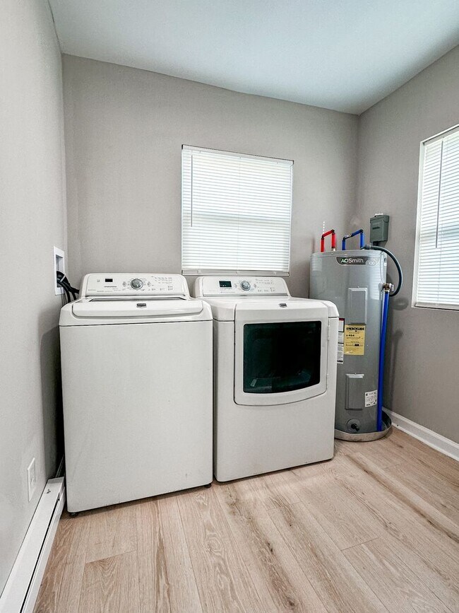Building Photo - Remodeled 2 bed / 1 bath home
