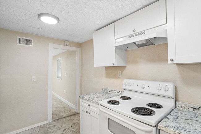 Building Photo - 8108 N Alaska St