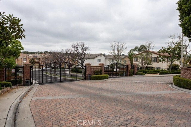 Building Photo - 14136 Visions Dr