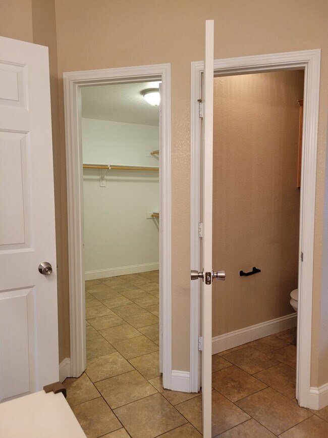 Building Photo - HUGE 4-5 BEDROOM IN HARKER HEIGHTS - OVER 2700 SQ FT