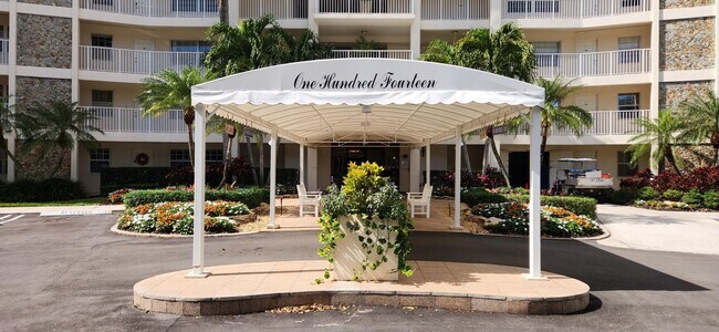 Building Photo - 3507 Oaks Way