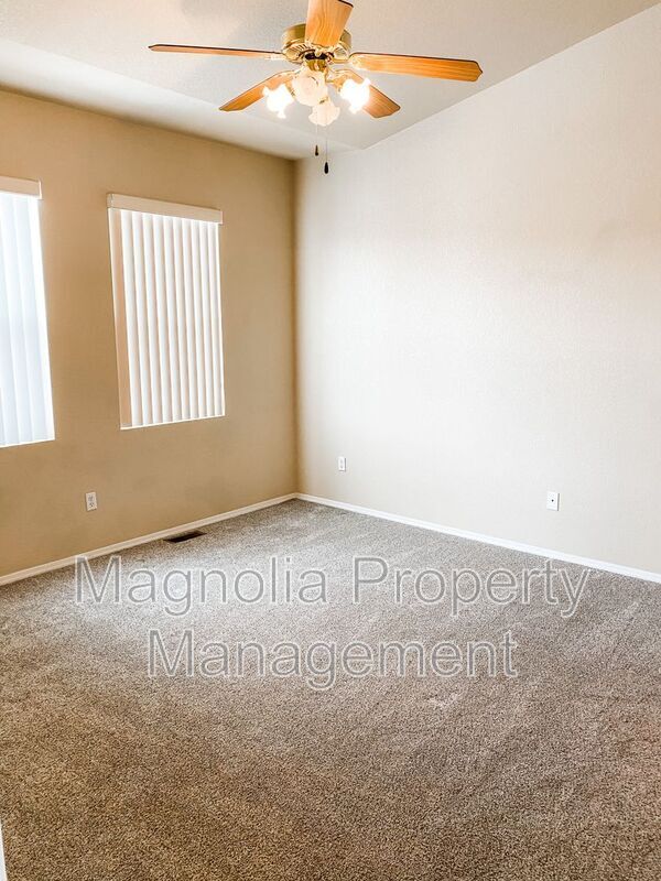 Building Photo - 4734 Sand Mountain Point