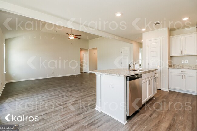 Building Photo - 104 Scots Pne Ct