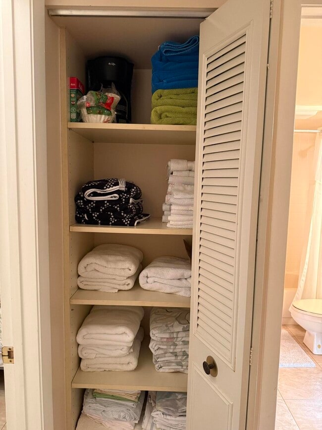 Building Photo - 2761 Village Blvd