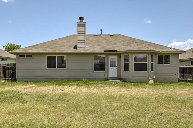 Building Photo - 1108 Blewett Dr