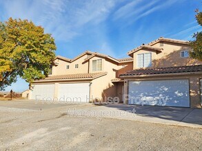 Building Photo - 910 Bourbon St