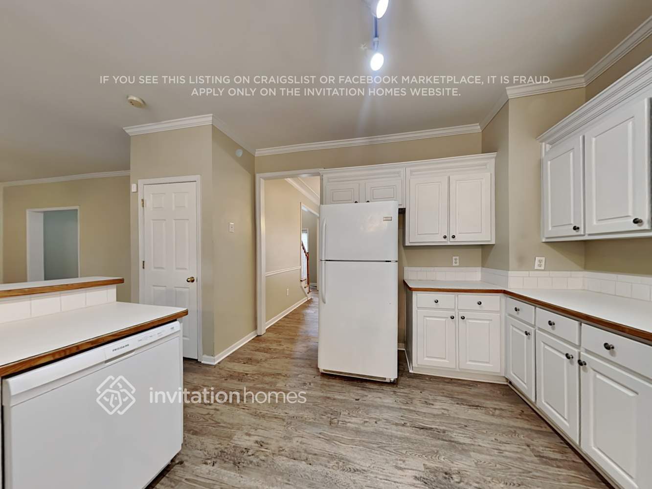 Building Photo - 619 Braidwood Dr NW