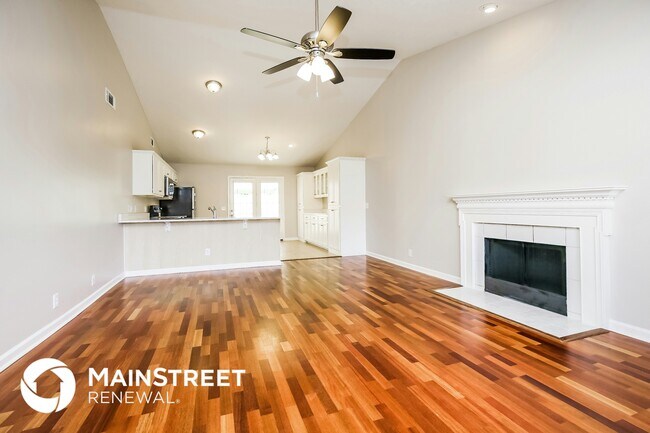 Building Photo - 836 Lavergne Ln