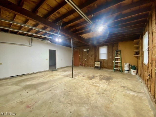 Building Photo - 424 E Main St