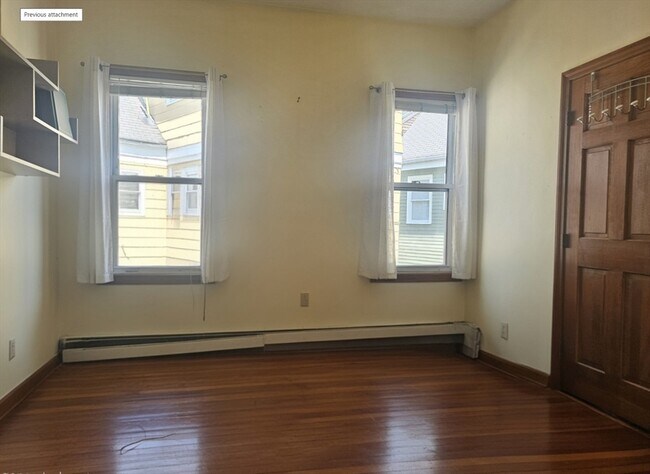 Building Photo - 51 Elm St