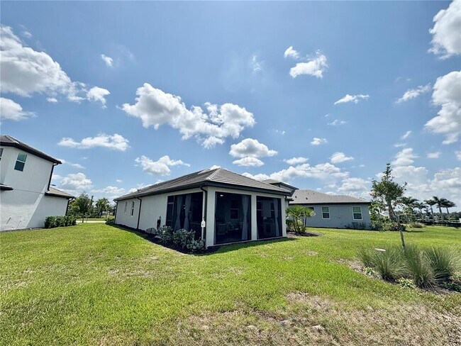 Building Photo - 16715 Seraphic Trl