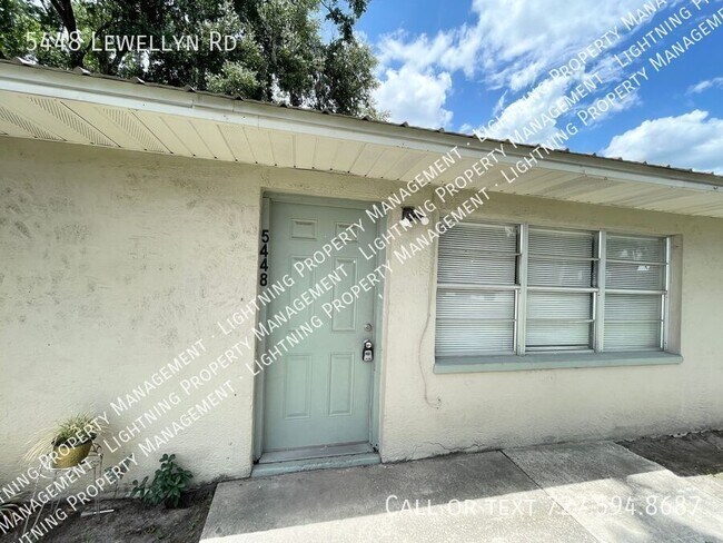 Building Photo - 5448 Lewellyn Rd