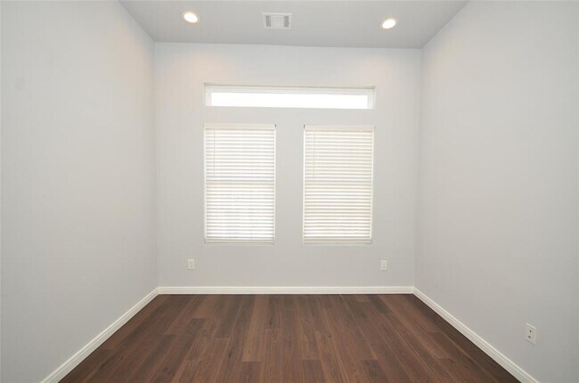 Building Photo - 18825 Luminescent Ln
